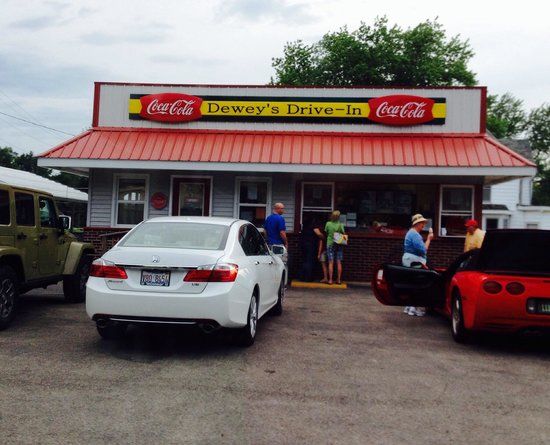 Dewey's Drive-In
