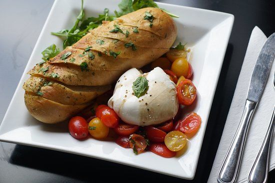 Seven Restaurant and Lounge