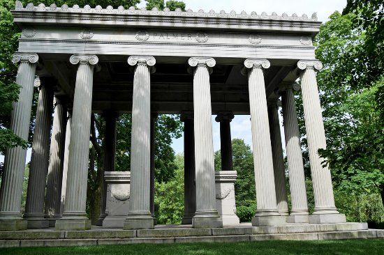 Graceland Cemetery