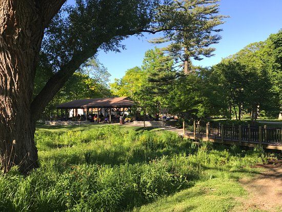 Bowen Park